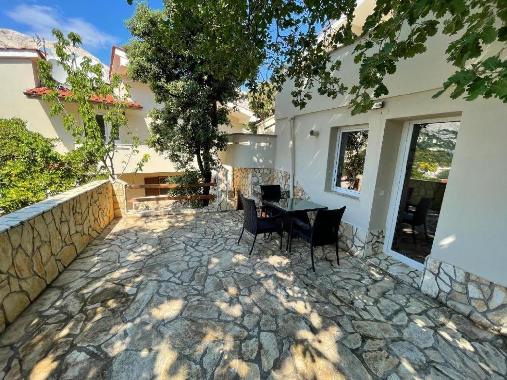 Bellevue Rooms Stara Baška Exterior foto