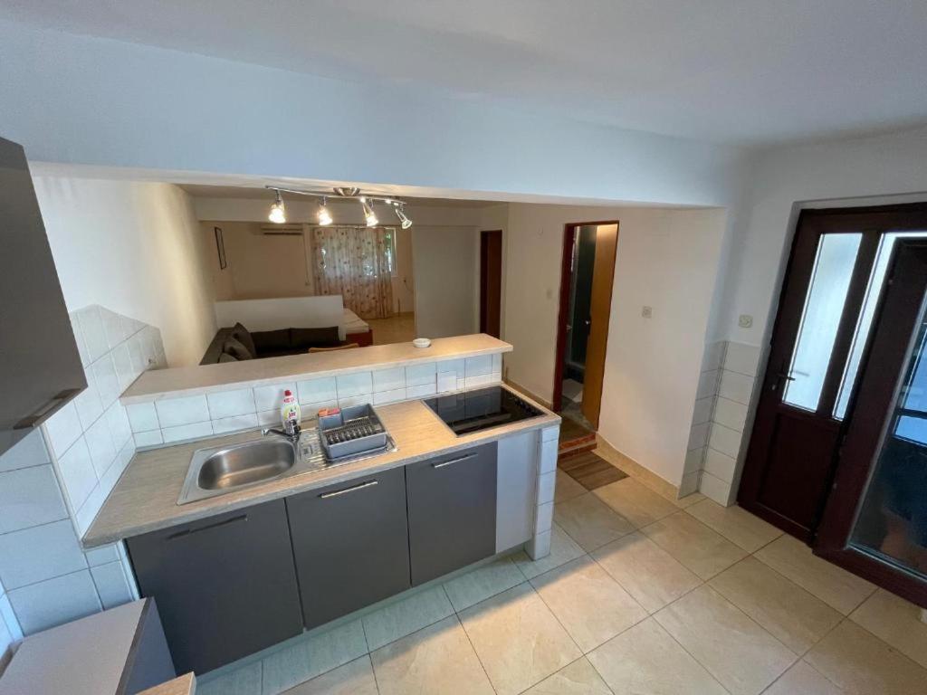 Bellevue Rooms Stara Baška Exterior foto