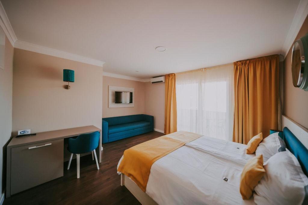 Bellevue Rooms Stara Baška Exterior foto