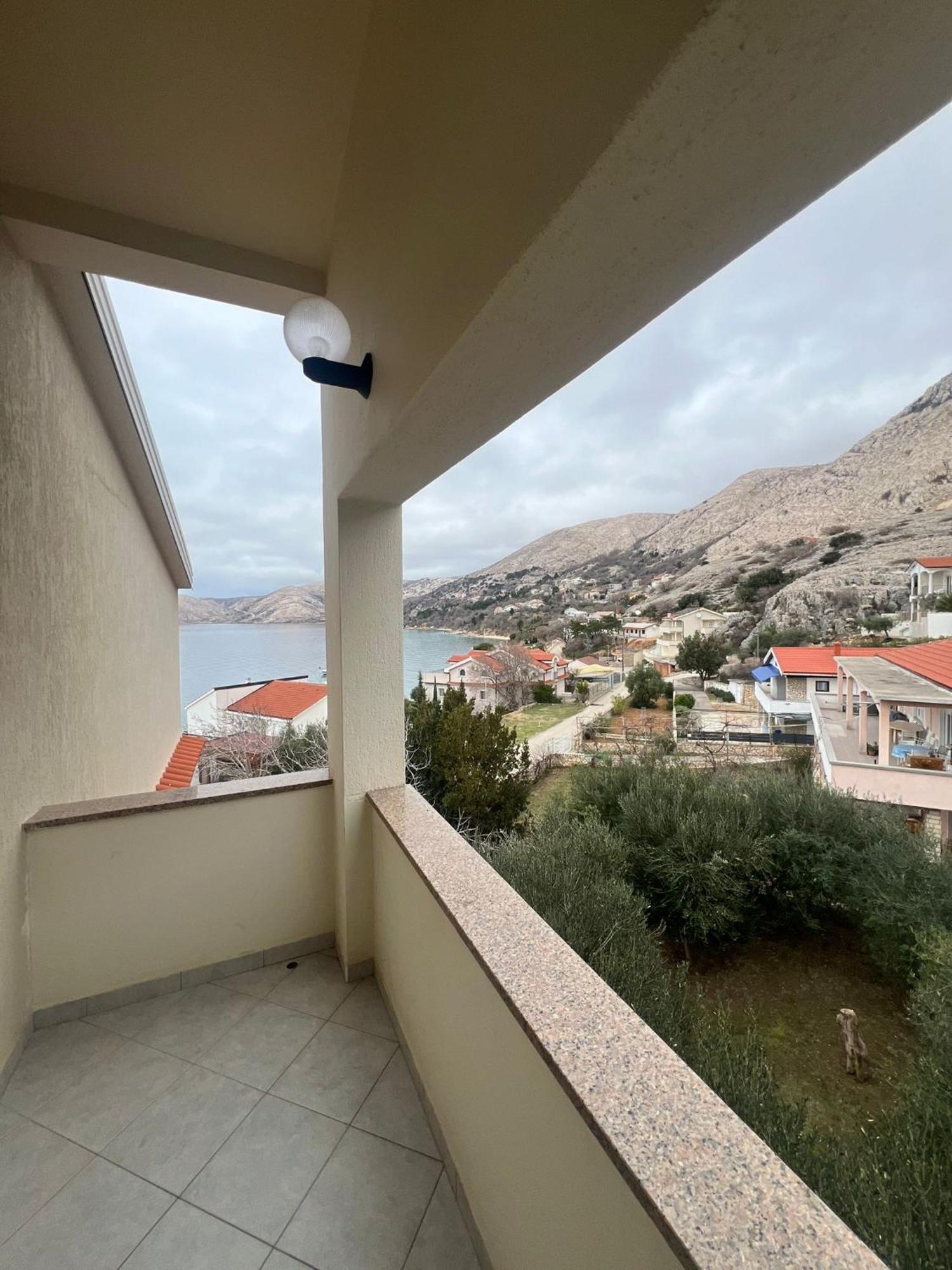 Bellevue Rooms Stara Baška Exterior foto